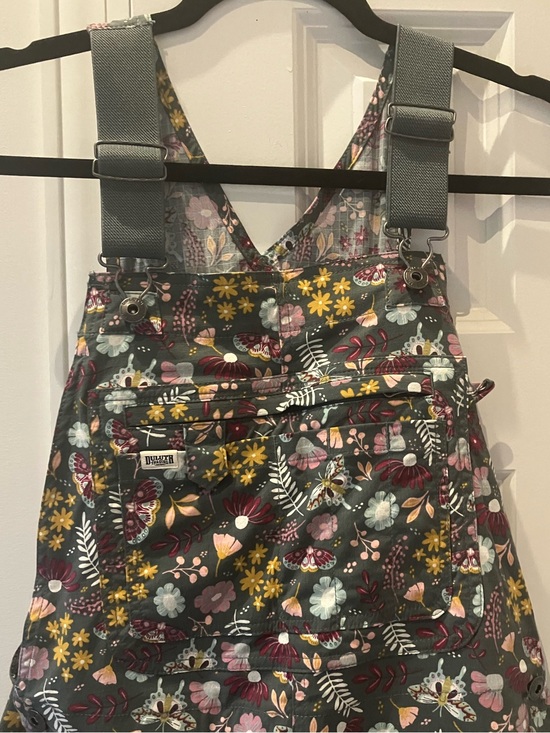 Duluth Trading Co Pants - NWT Duluth Retired Fir Moth Floral Heirloom Gardening Overalls (31 inseam)